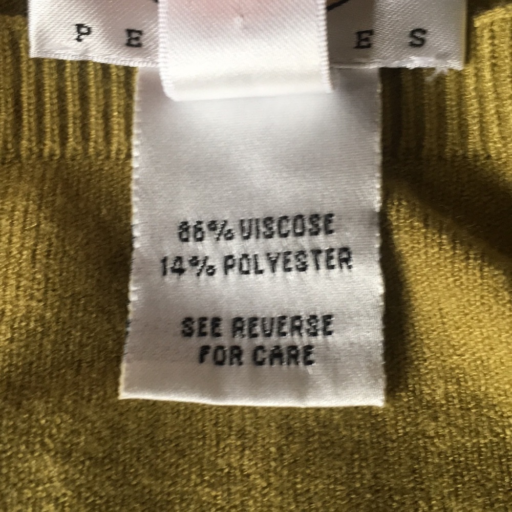 Soft Chartreuse Pullover Lightweight Sweater - image 4